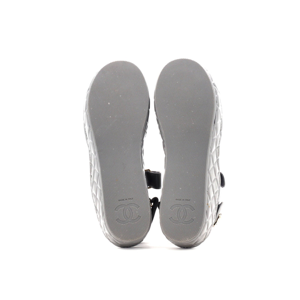 Women's Logo Velcro Strap Wedge Sandals Quilted Leather