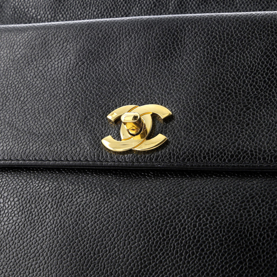 Vintage Front Pocket Tote Caviar Medium