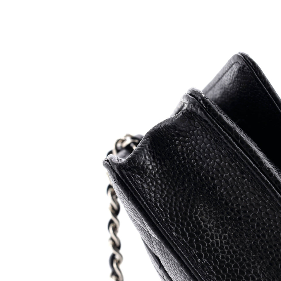 Wallet on Chain Quilted Caviar