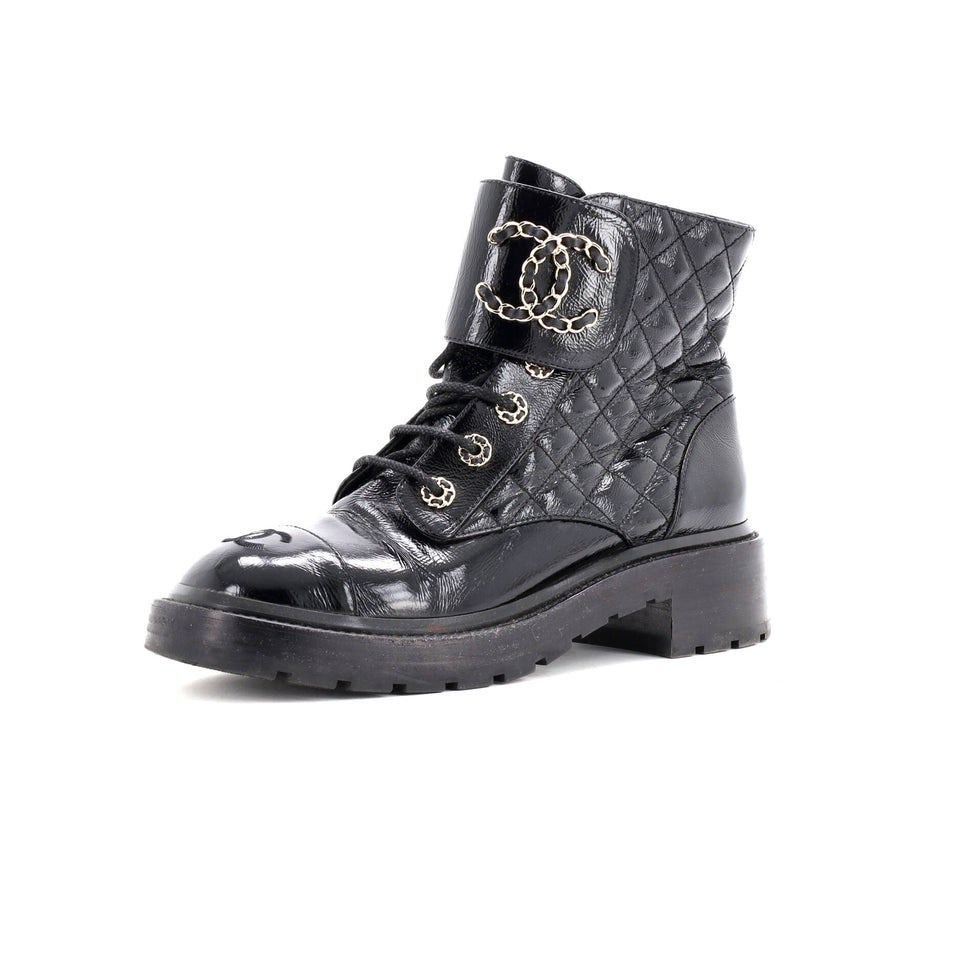 Women's Chain CC Cap Toe Lace Up Combat Boots Quilted Shiny Calfskin