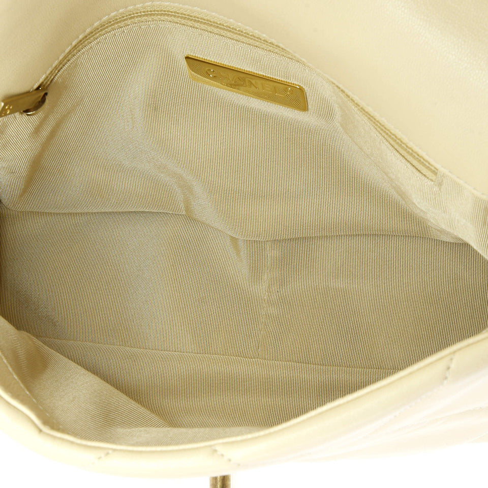 19 Flap Bag Quilted Leather Medium