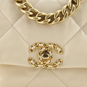 19 Flap Bag Quilted Leather Medium