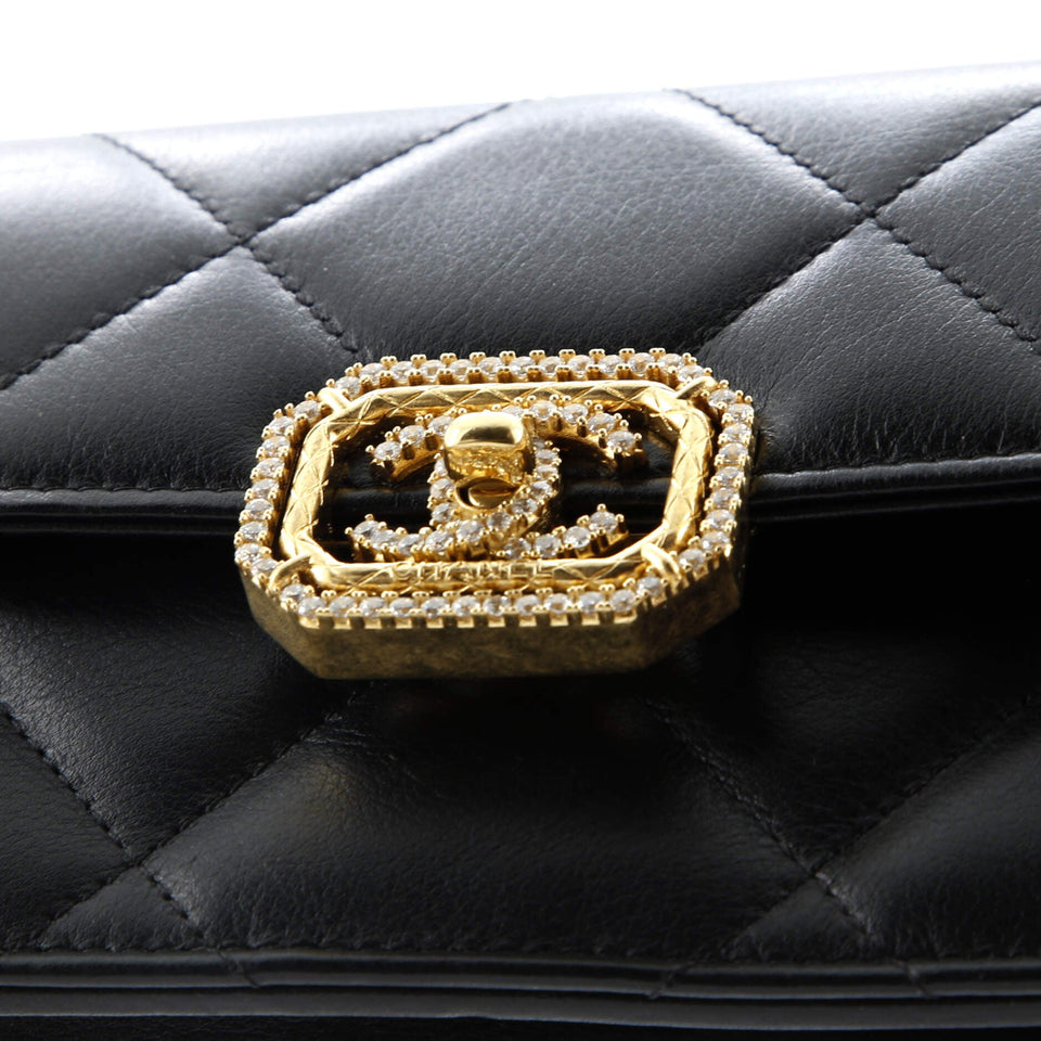 Crystal Geometric Frame CC Clutch with Chain Quilted Calfskin