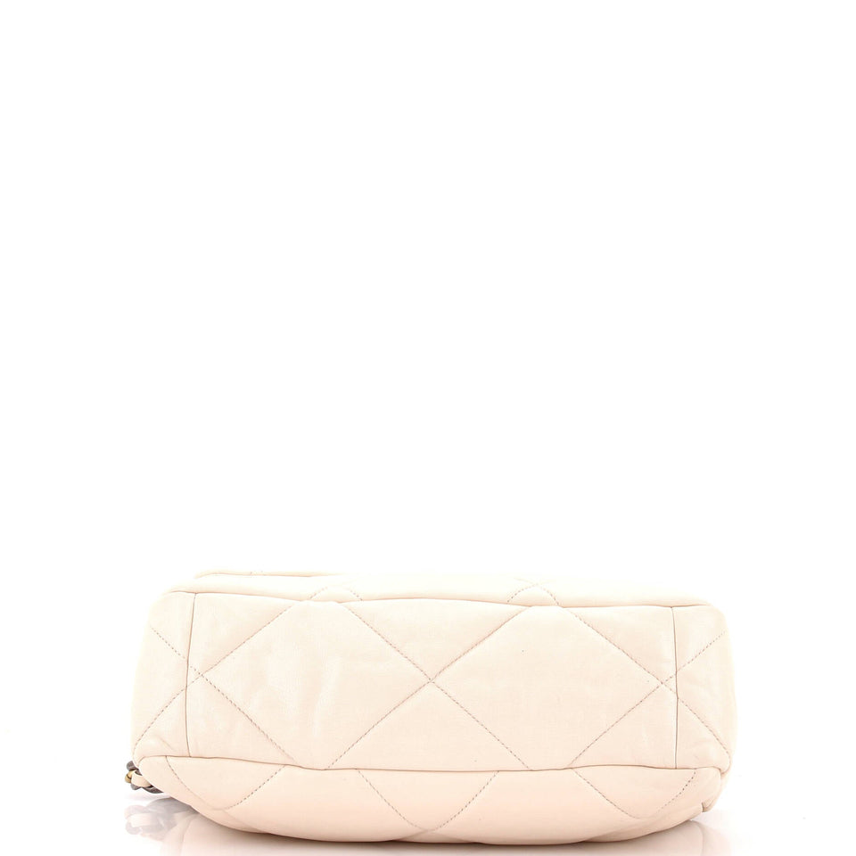 19 Flap Bag Quilted Leather Large