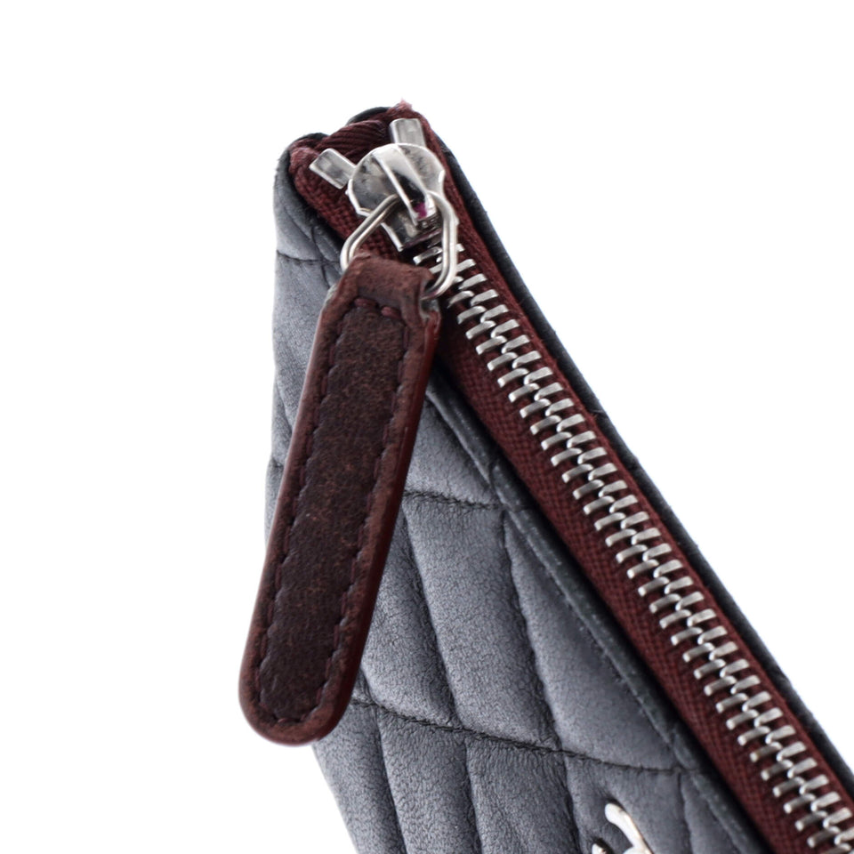 Classic O Case Pouch Quilted Lambskin Mini