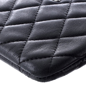 Classic O Case Pouch Quilted Lambskin Mini
