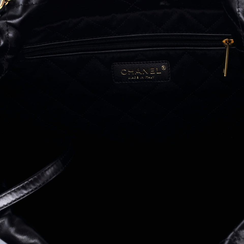 22 Chain Hobo Quilted Calfskin Medium
