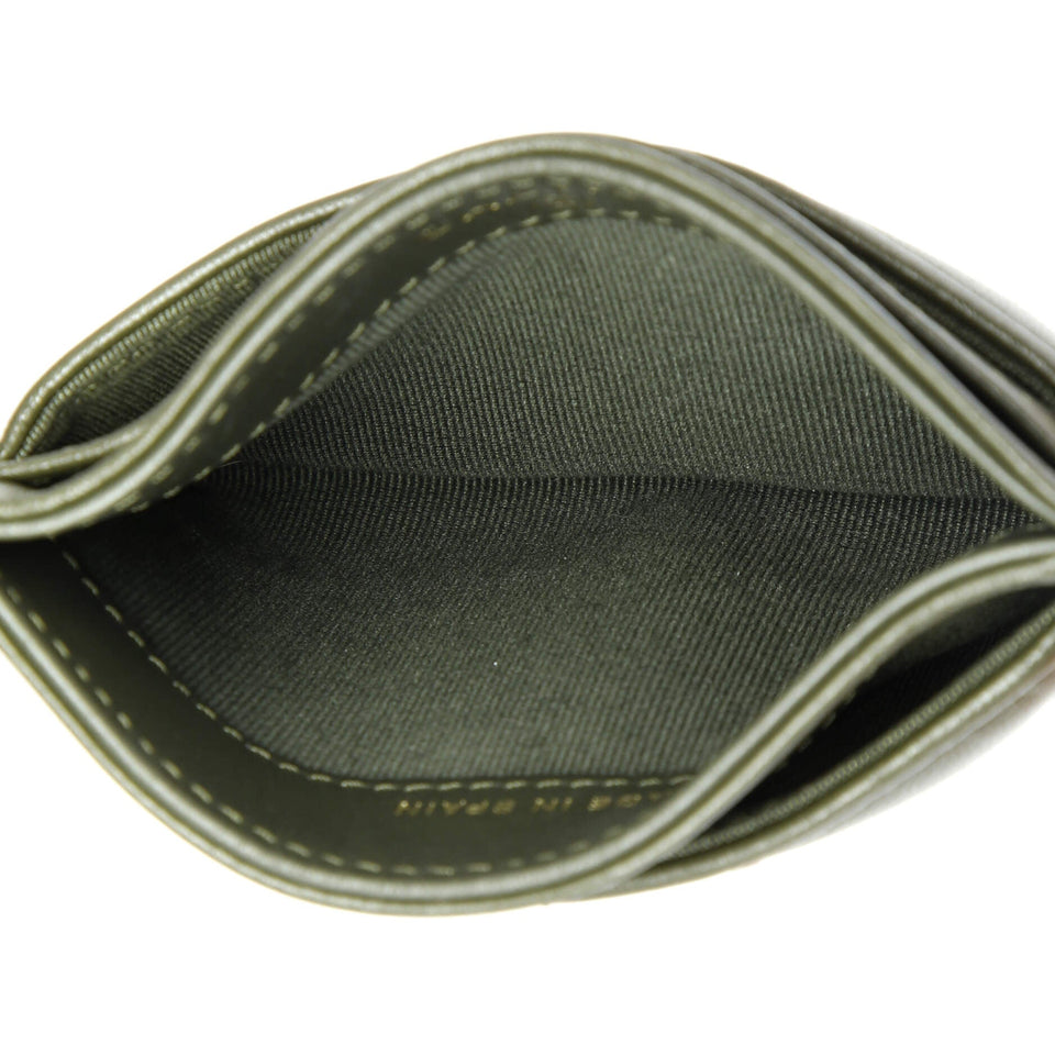 19 Card Holder Quilted Leather