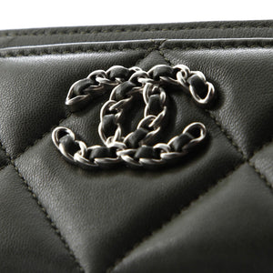 19 Card Holder Quilted Leather