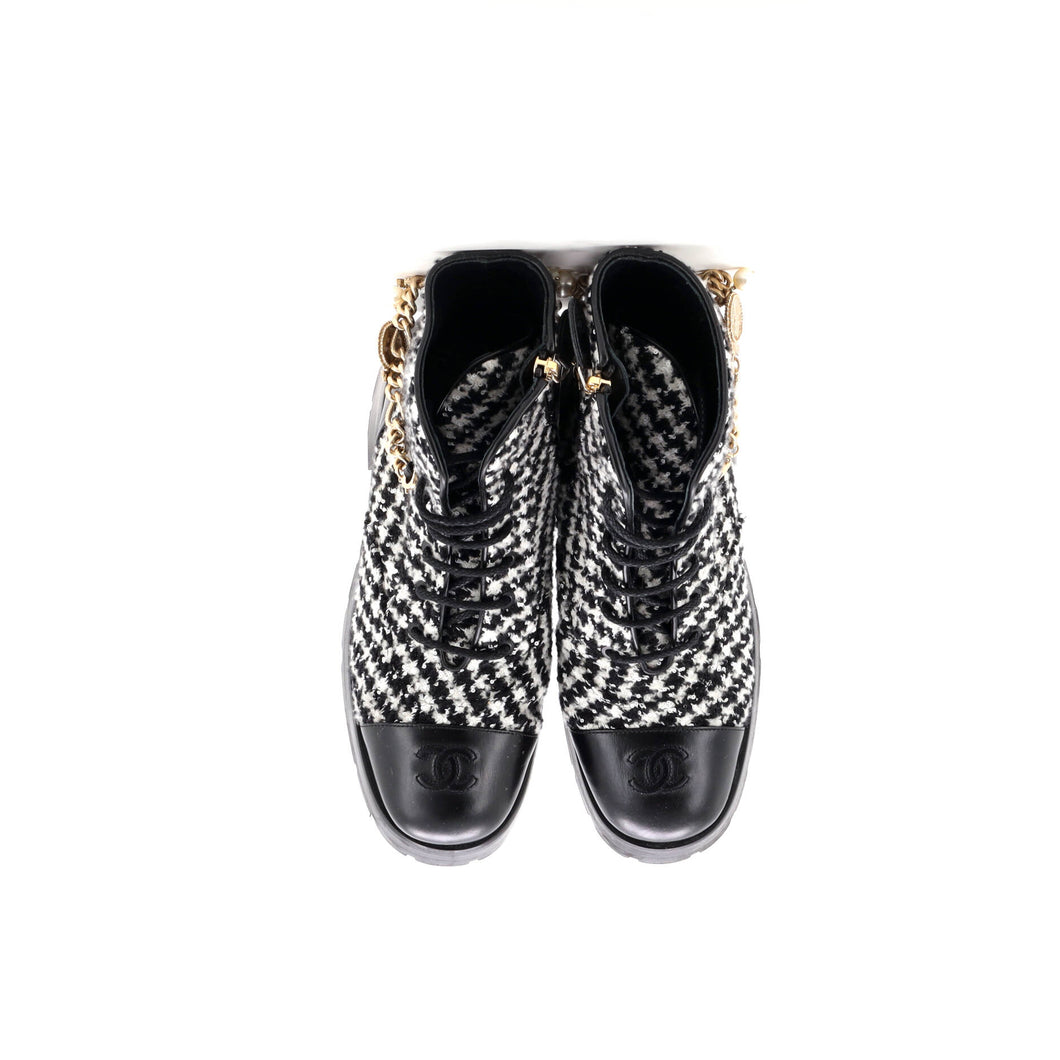 Women's Chain CC Cap Toe Lace Up Combat Boots Tweed and Leather