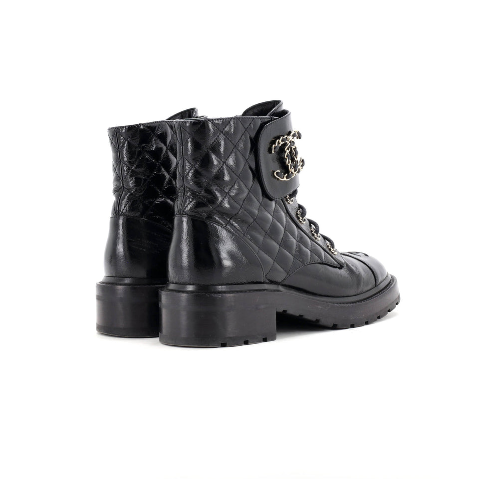 Women's Chain CC Cap Toe Lace Up Combat Boots Quilted Shiny Calfskin
