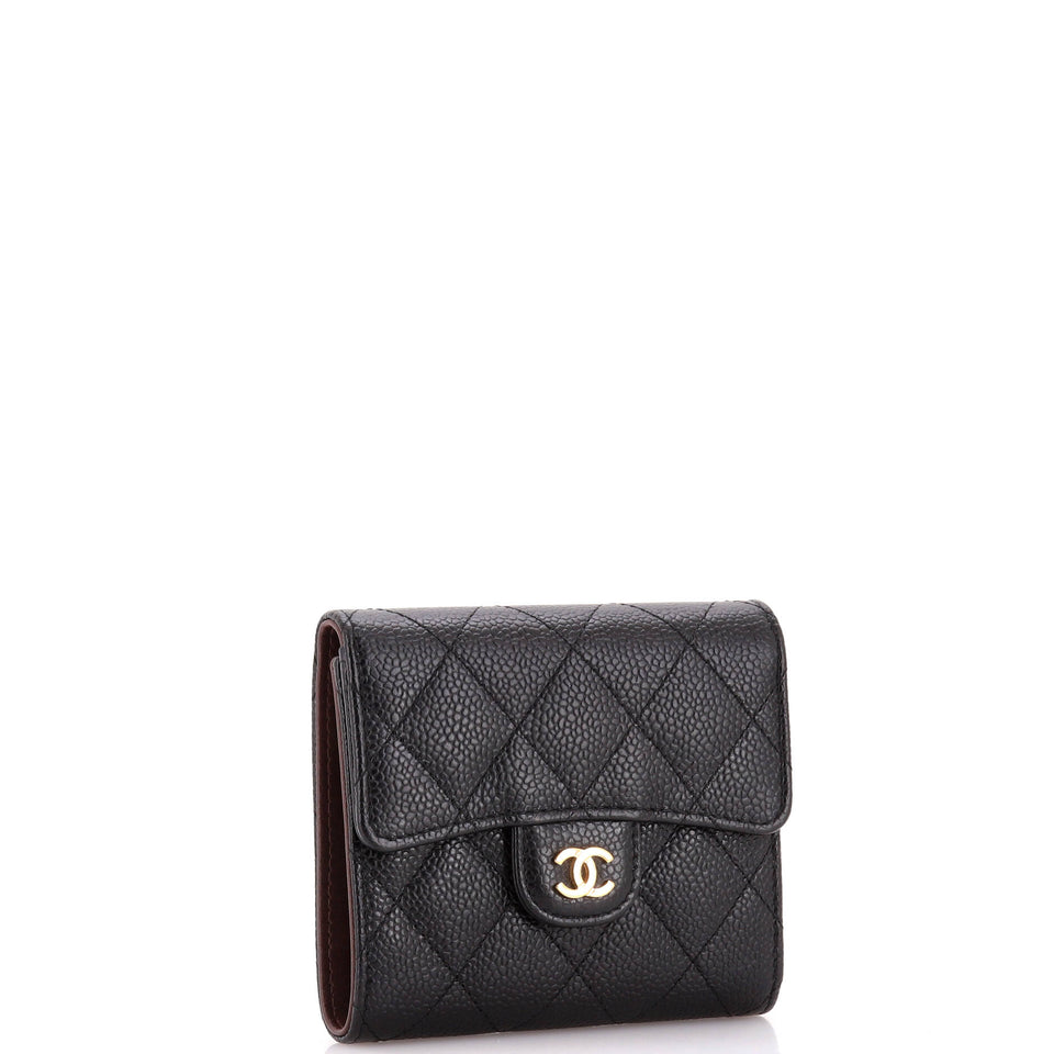 CC Compact Classic Flap Wallet Quilted Caviar