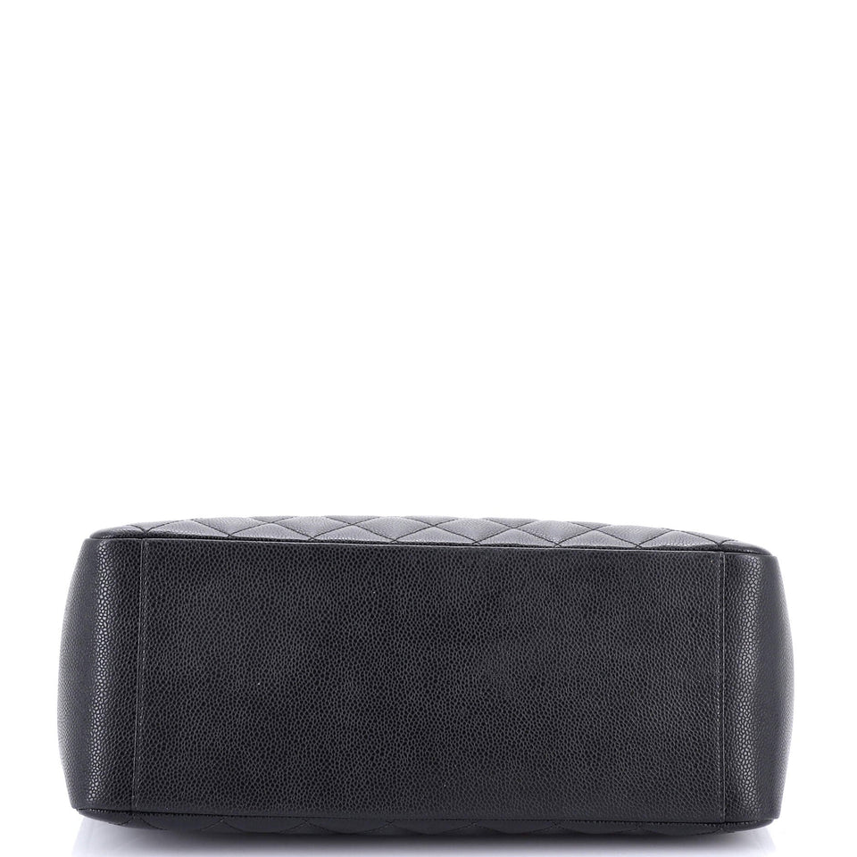 Grand Shopping Tote Quilted Caviar
