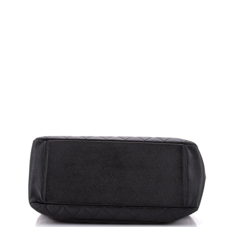 Grand Shopping Tote Quilted Caviar