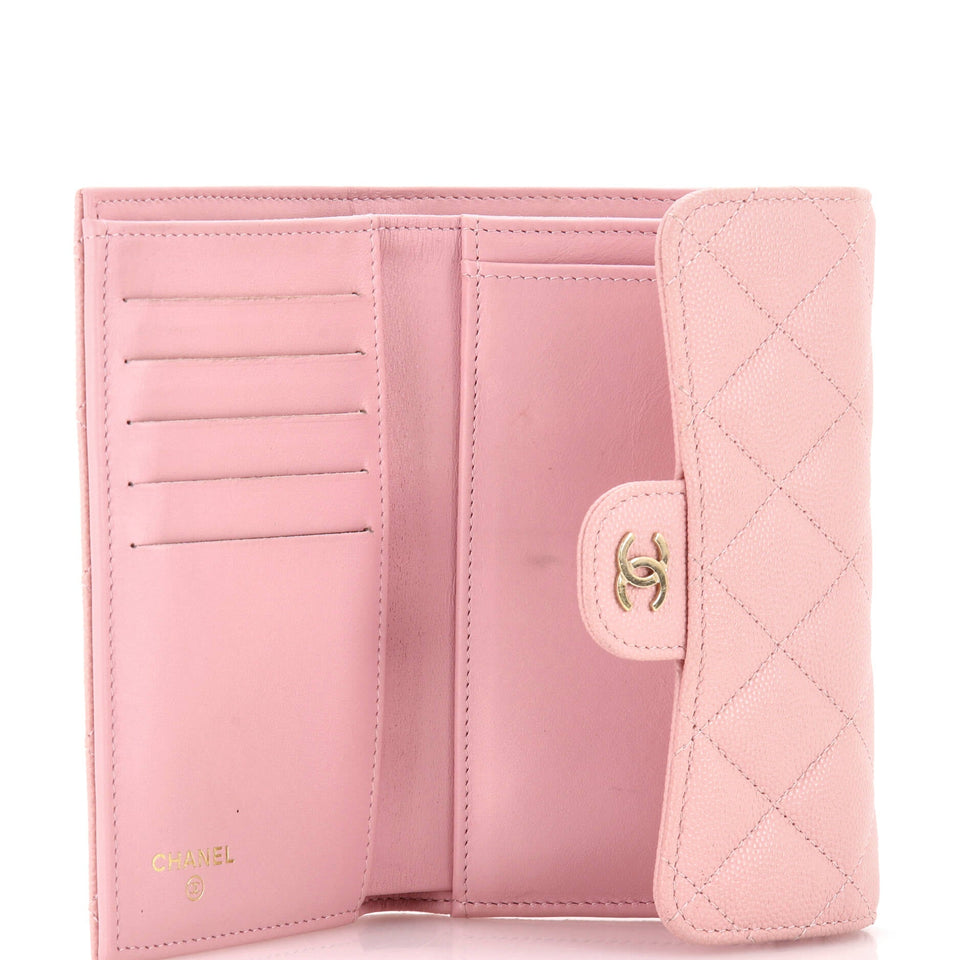 Trifold Classic Flap Wallet Quilted Caviar Medium
