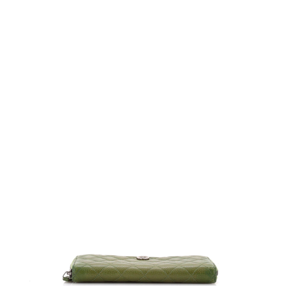 CC Medallion Zip Wallet Quilted Caviar Long