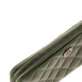 CC Medallion Zip Wallet Quilted Caviar Long
