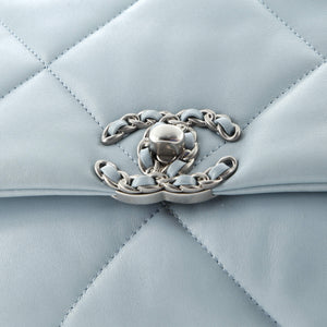 19 Flap Bag Quilted Leather Medium