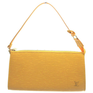 Louis Vuitton Pochette Accessoires  Leather Clutch Bag