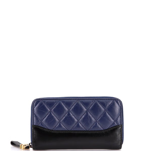 Gabrielle Zip Around Wallet Quilted Aged Calfskin Small