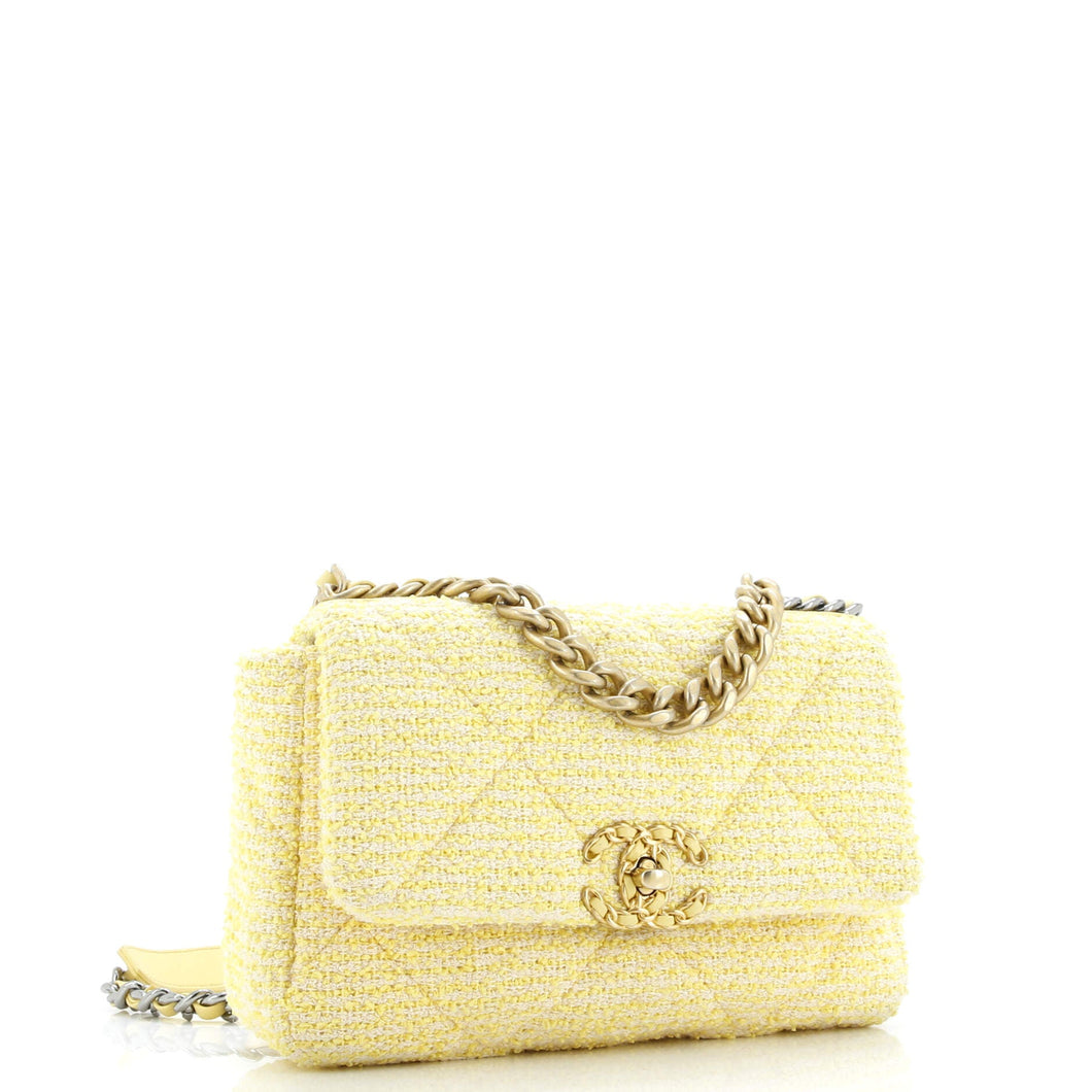19 Flap Bag Quilted Tweed Medium
