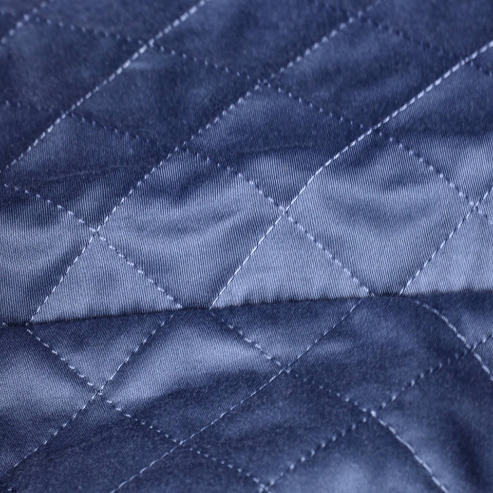 22 Chain Hobo Quilted Caviar Small