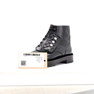 Women's Cap Toe CC Chain Around Pearl Combat Boots Leather