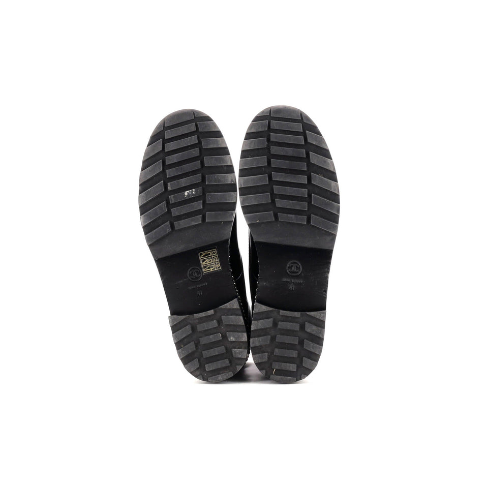 Women's Cap Toe CC Chain Around Pearl Combat Boots Leather