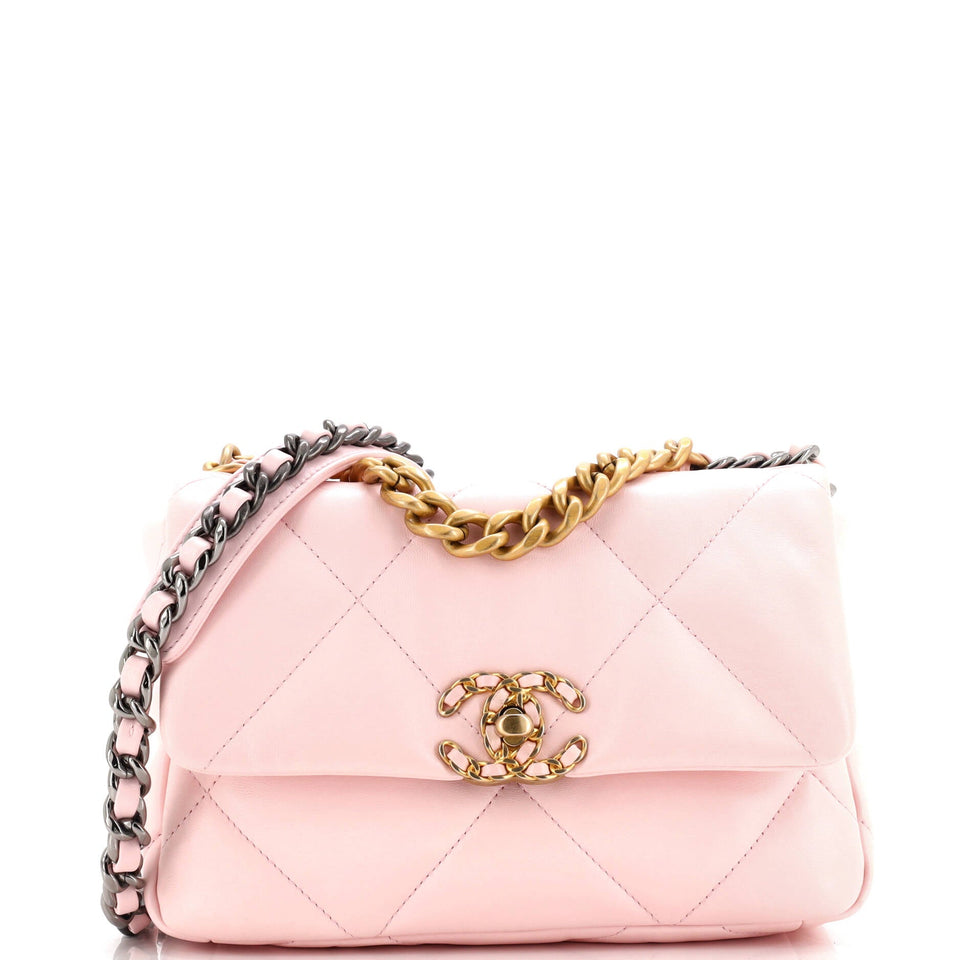 19 Flap Bag Quilted Leather Medium