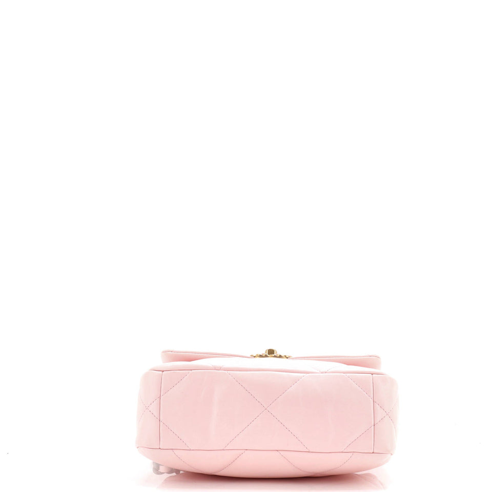 19 Flap Bag Quilted Leather Medium