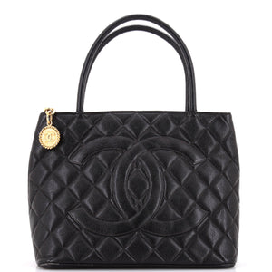 Medallion Tote Quilted Caviar