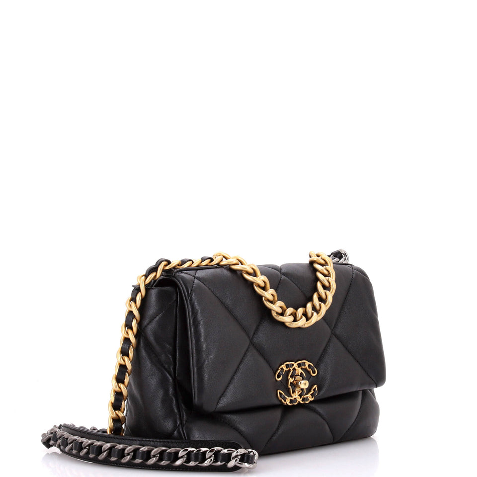 19 Flap Bag Quilted Leather Medium