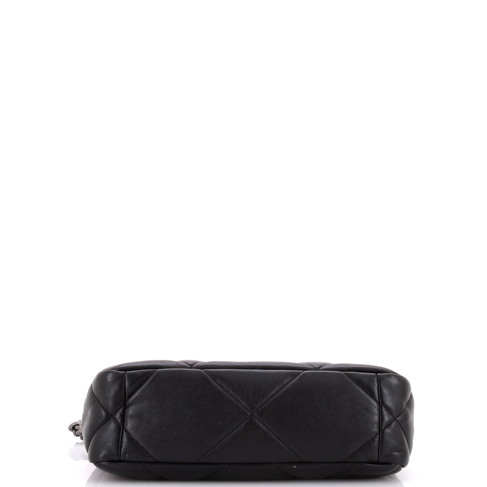 19 Flap Bag Quilted Leather Medium