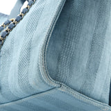Deauville Tote Striped Mixed Fibers Medium