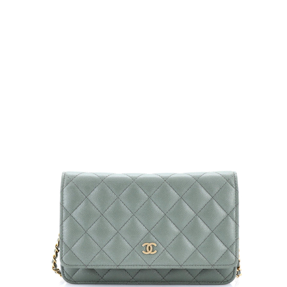 Wallet on Chain Quilted Caviar