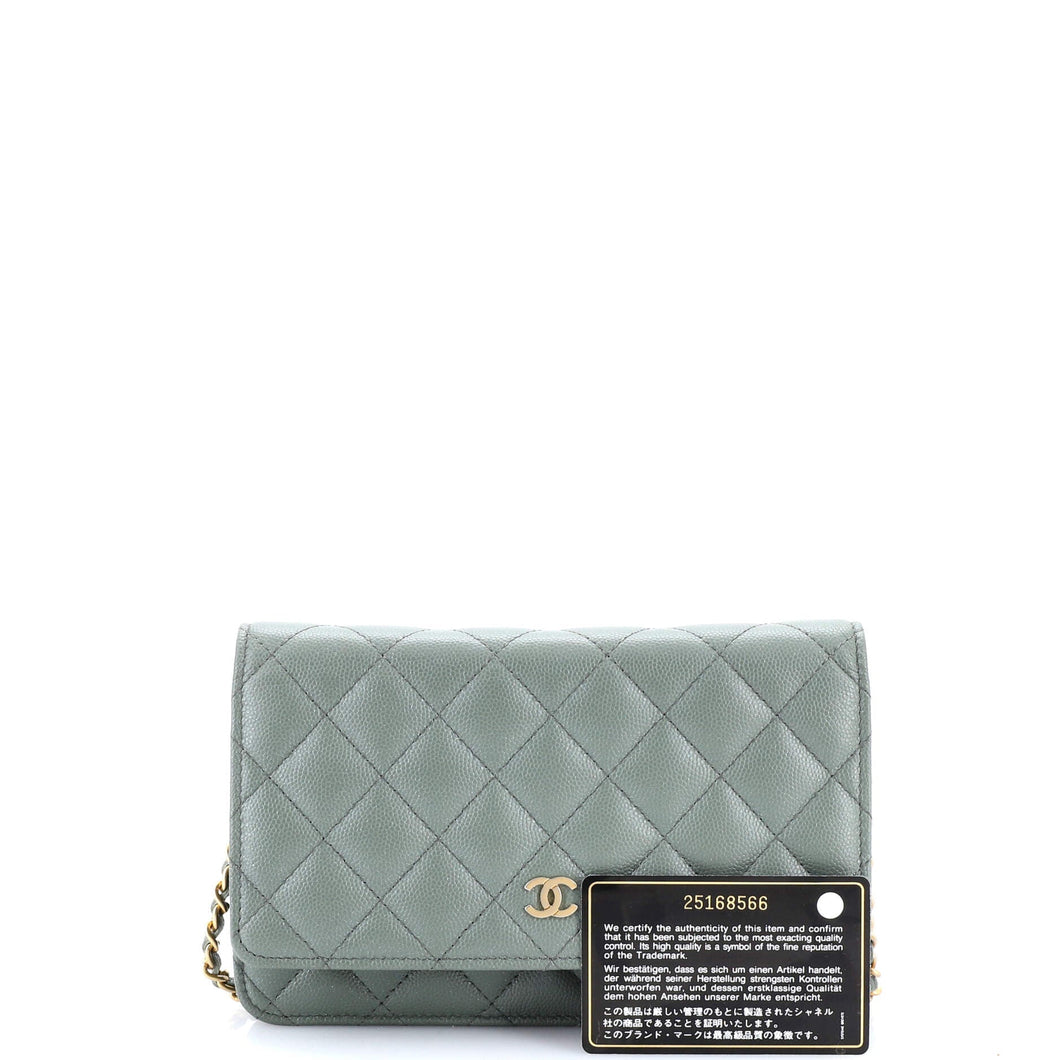 Wallet on Chain Quilted Caviar