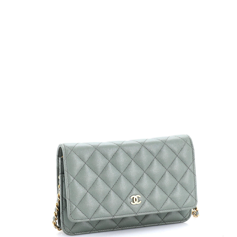 Wallet on Chain Quilted Caviar