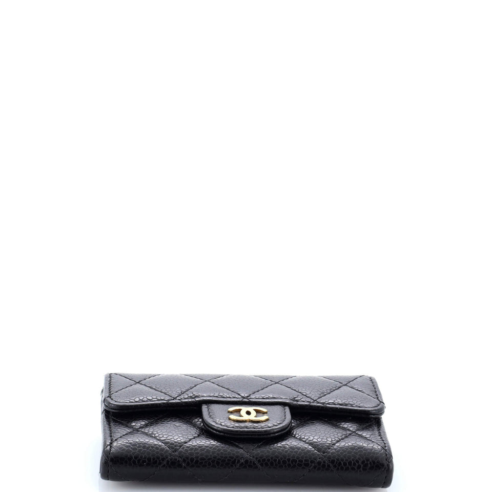Classic Flap Card Case Quilted Caviar