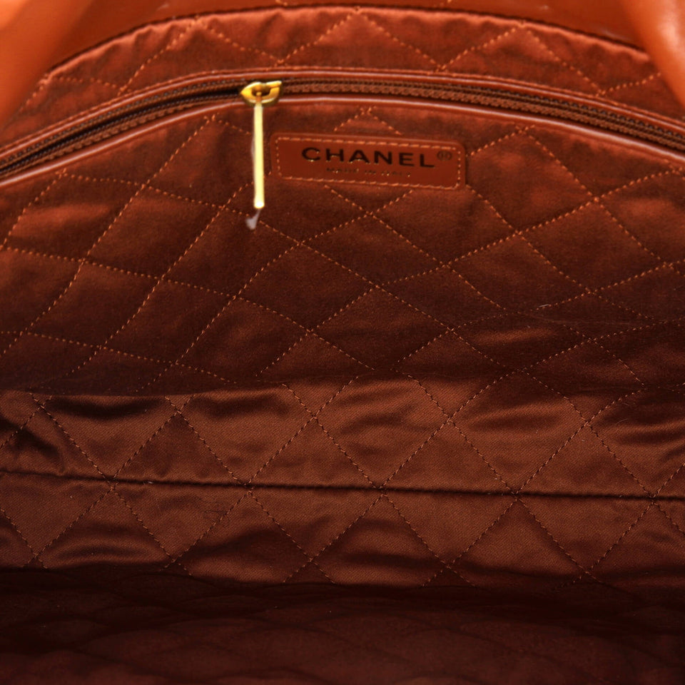 22 Chain Hobo Quilted Calfskin Small