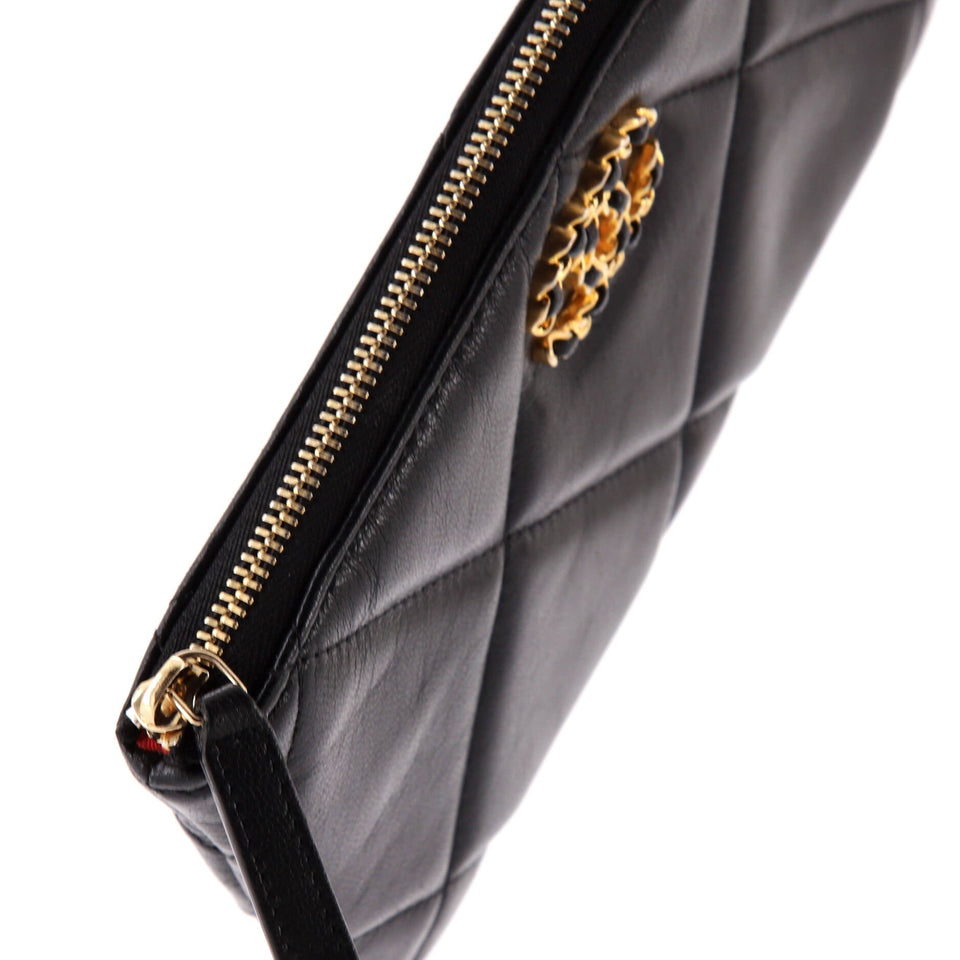 19 O Case Pouch Quilted Goatskin Small