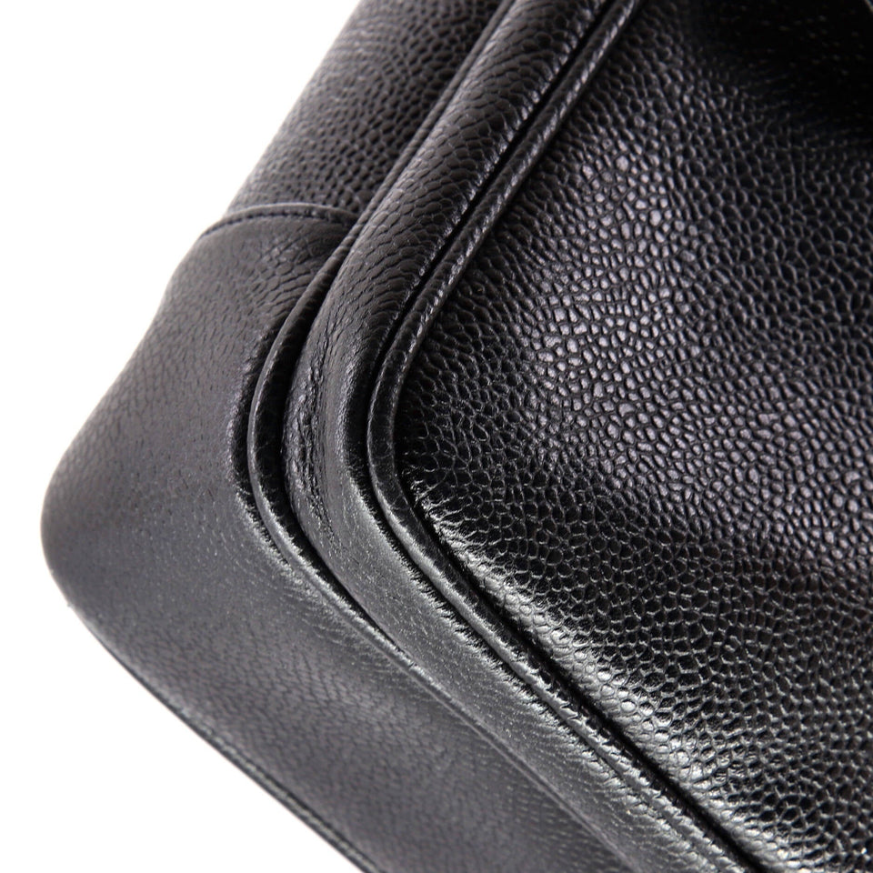 Vintage Front Pocket Tote Caviar Medium