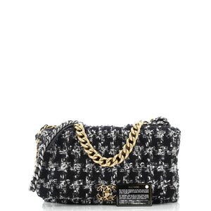 19 Flap Bag Quilted Tweed Maxi