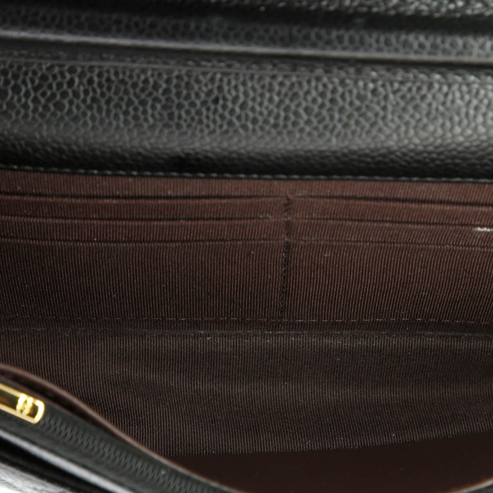 Wallet on Chain Quilted Caviar