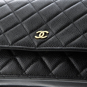 Wallet on Chain Quilted Caviar