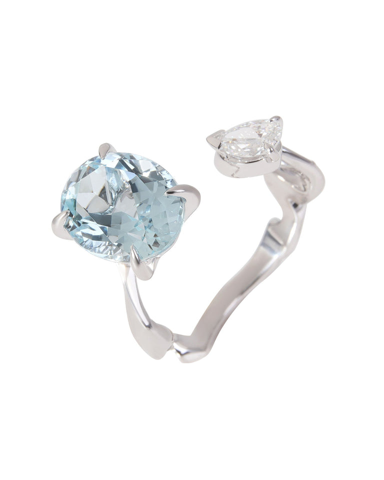 Dior Diorama Precieuse Diamond Aquamarine Ring in 18k White Gold D VS1 0.33 CTW