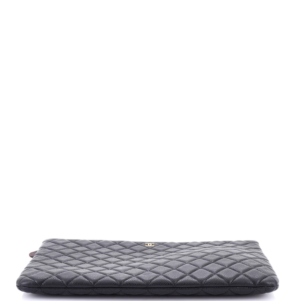 O Case Clutch Quilted Caviar Large