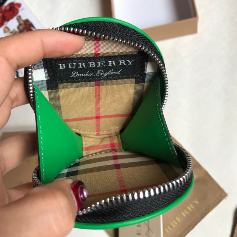 Burberry Bags - Bagsattire   353