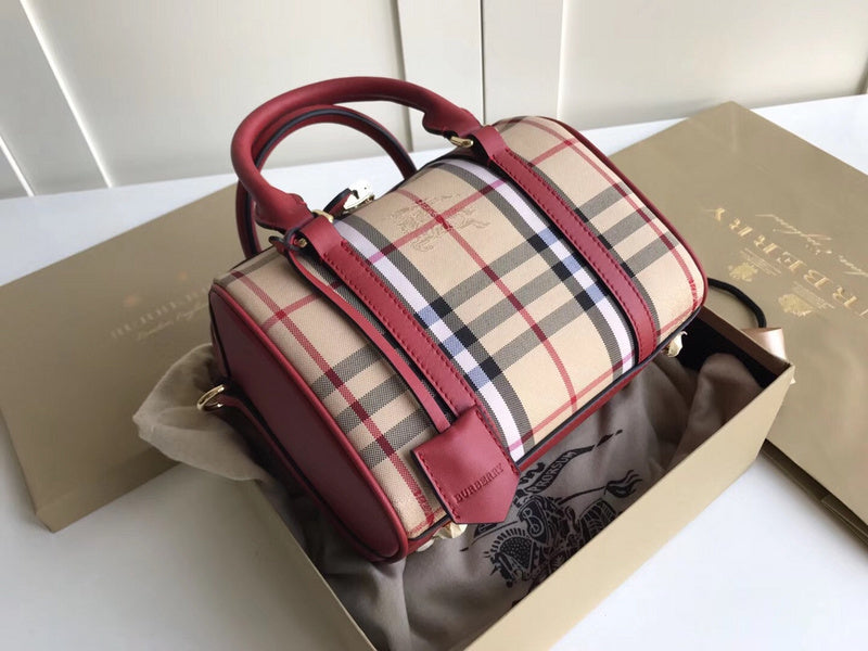 Burberry Bags - Bagsattire   274