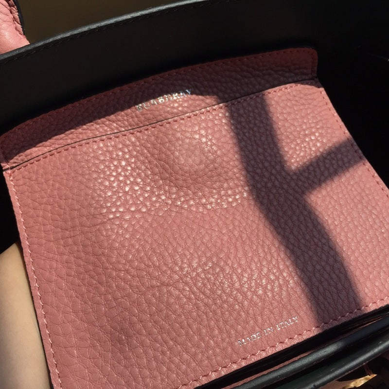 Burberry Bags - Bagsattire   432