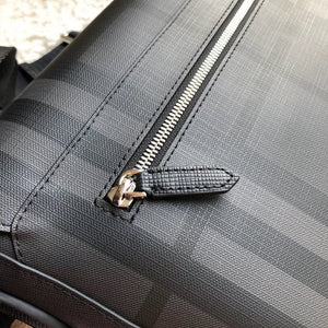 Burberry Bags - Bagsattire   392